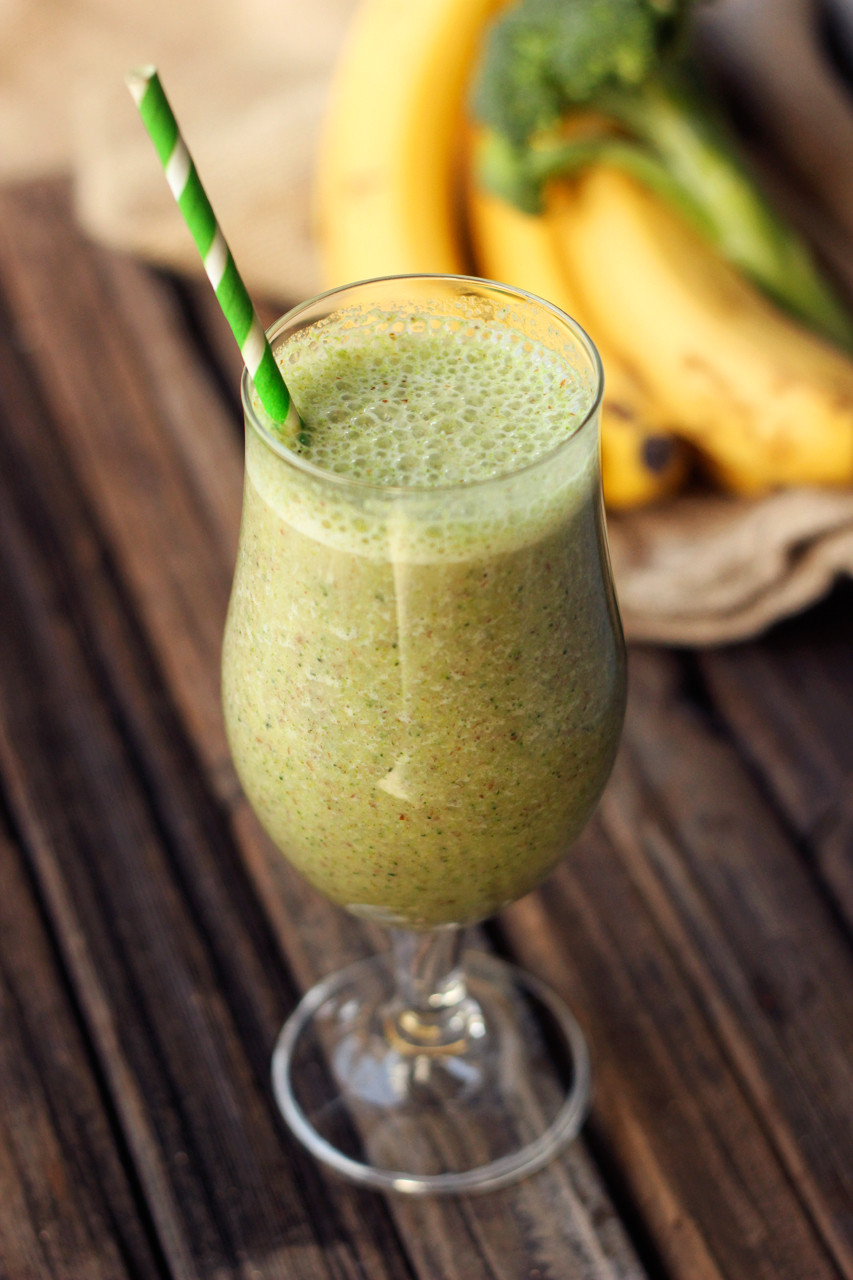 B Good Smoothies
 Banana Broccoli Green Vegan Smoothie