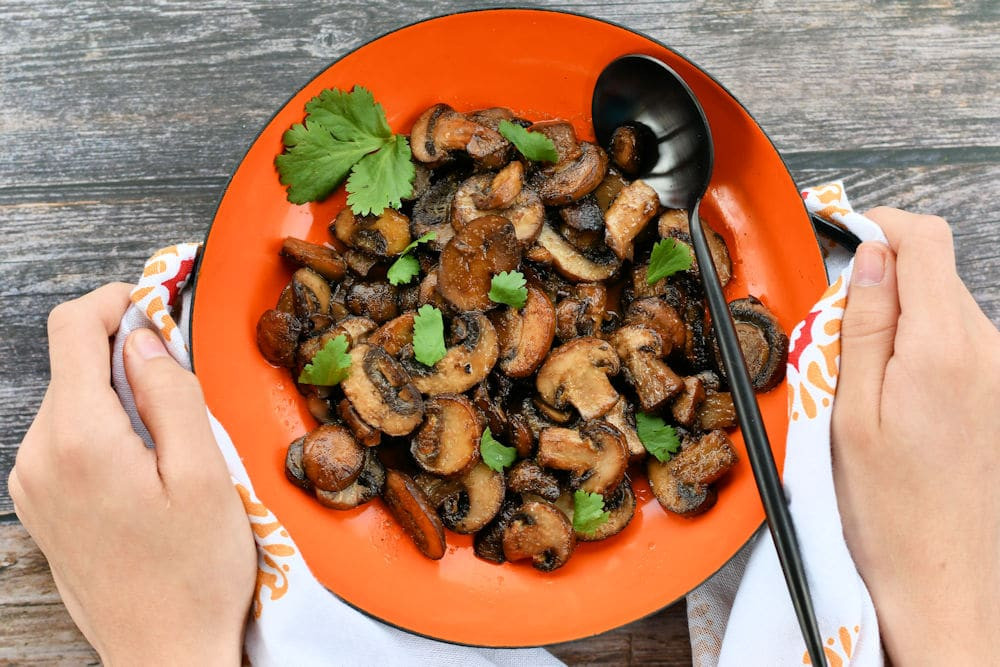 Baby Bellas Recipe
 Baby Bella Mushrooms Sauteed in Wine and Butter