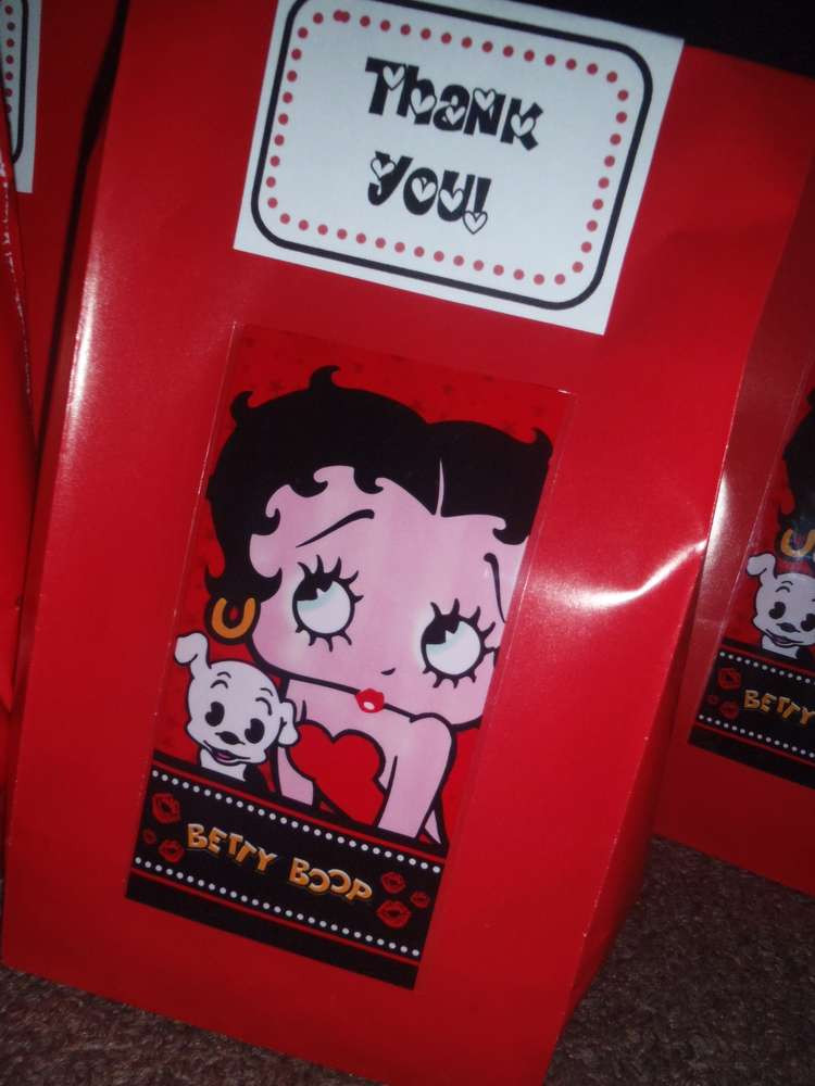 Baby Betty Boop Party Supplies
 Betty Boop Birthday Party Ideas 14 of 15