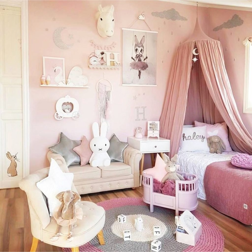 Baby Girl Bedroom Decor
 Little Girl s Bedroom Decorating Ideas and Adorable Girly