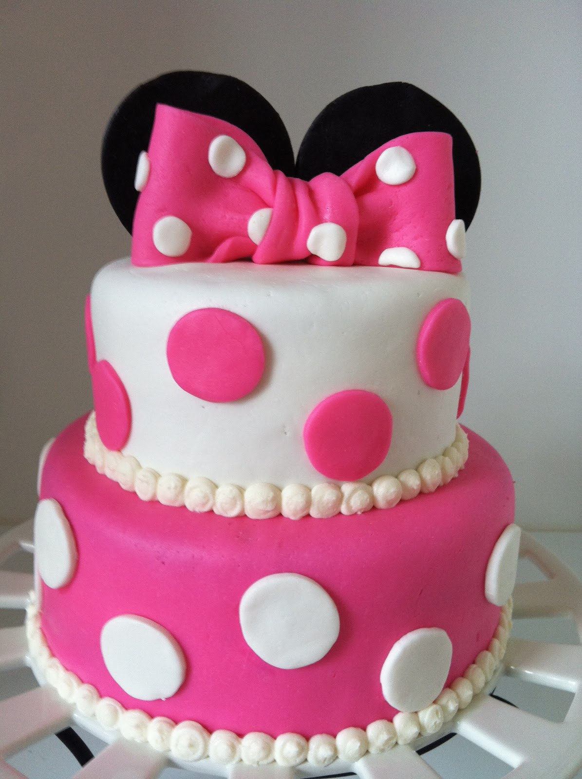 Baby Girl Birthday Cakes
 Birthday Cakes for Girls Make Surprise with Adorable Design