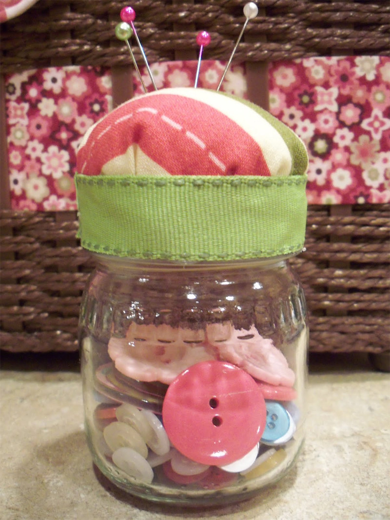 Baby Jars Crafts
 14 Cool Things To Do With Baby Food Jars