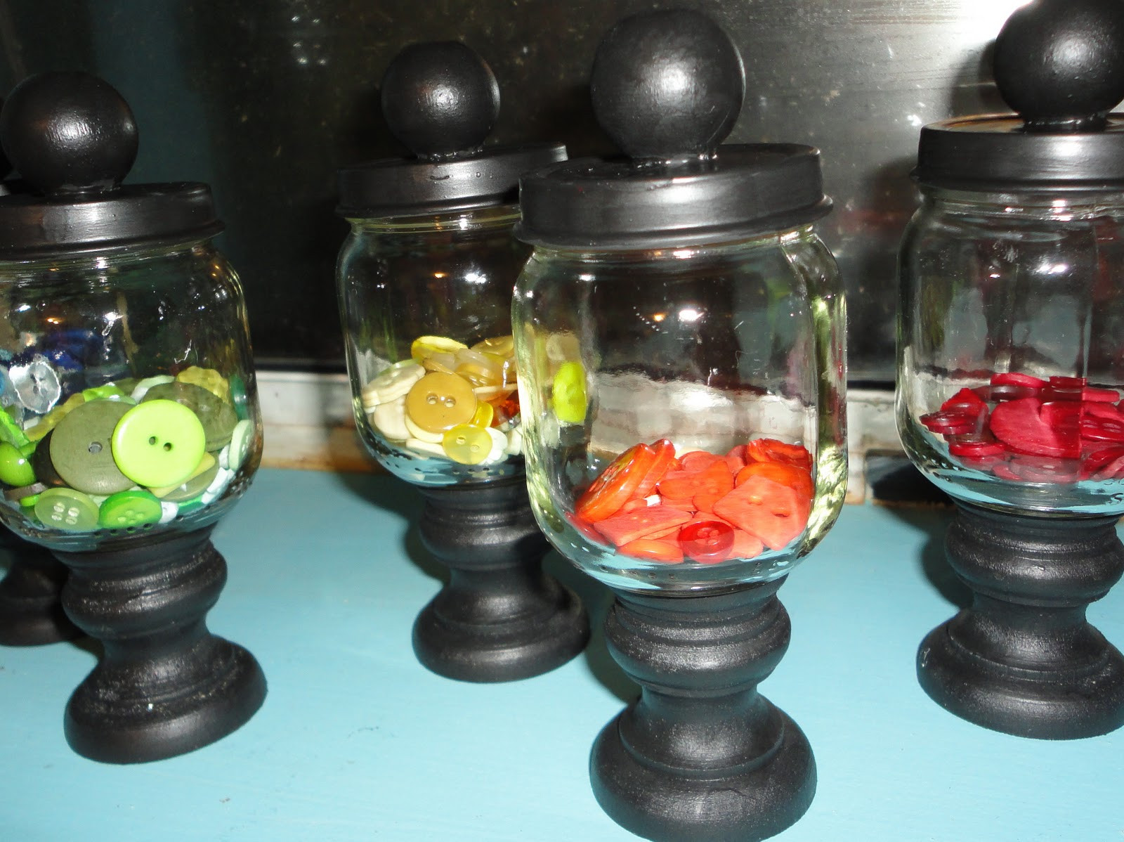 Baby Jars Crafts
 RUSTIC DAISY STUDIO Button jars
