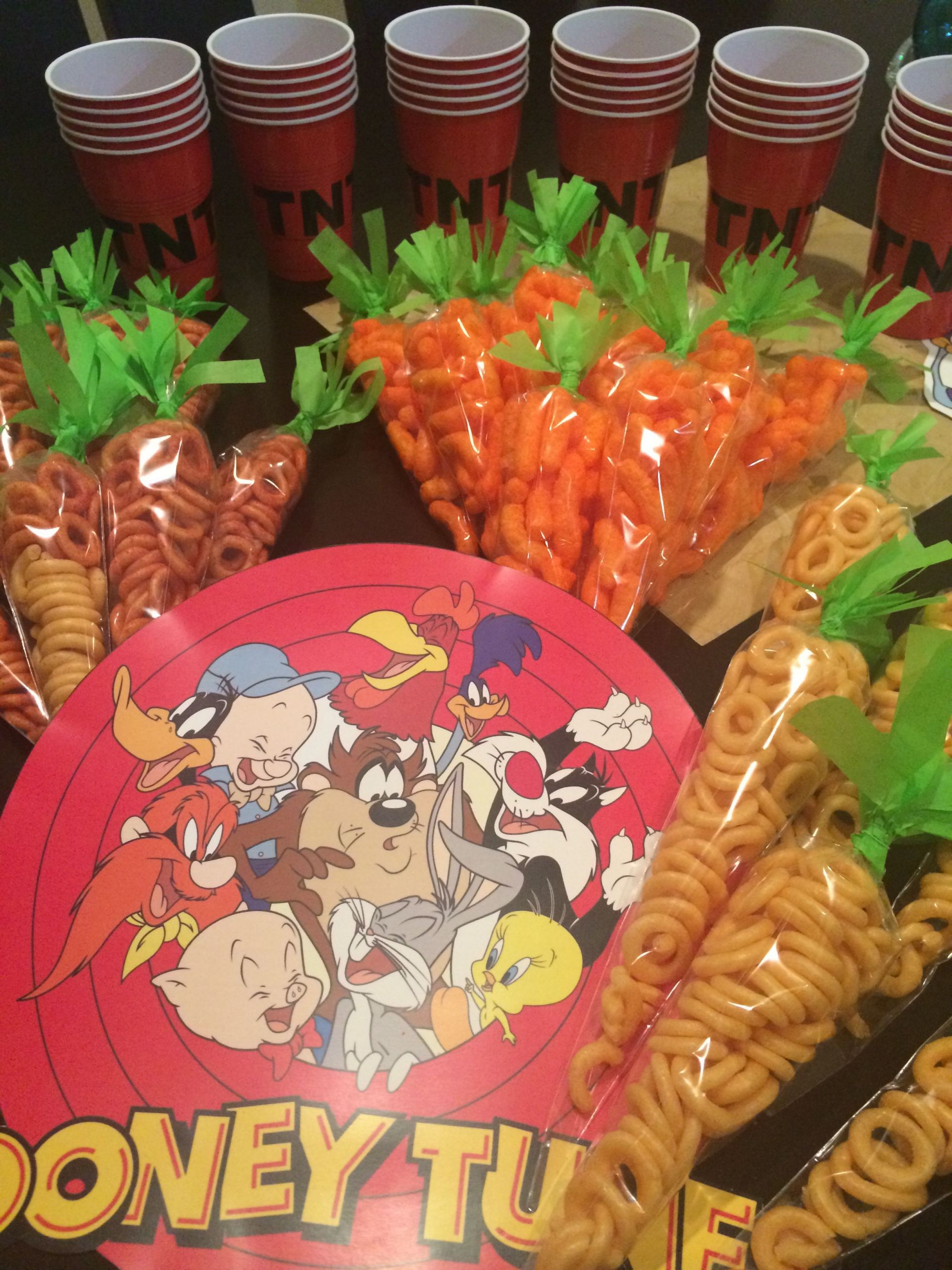 Baby Looney Tunes Party Decorations
 Looney Tunes Party fill carrots with orange M&M or jelly