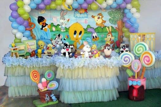 Baby Looney Tunes Party Decorations
 Looney Tunes