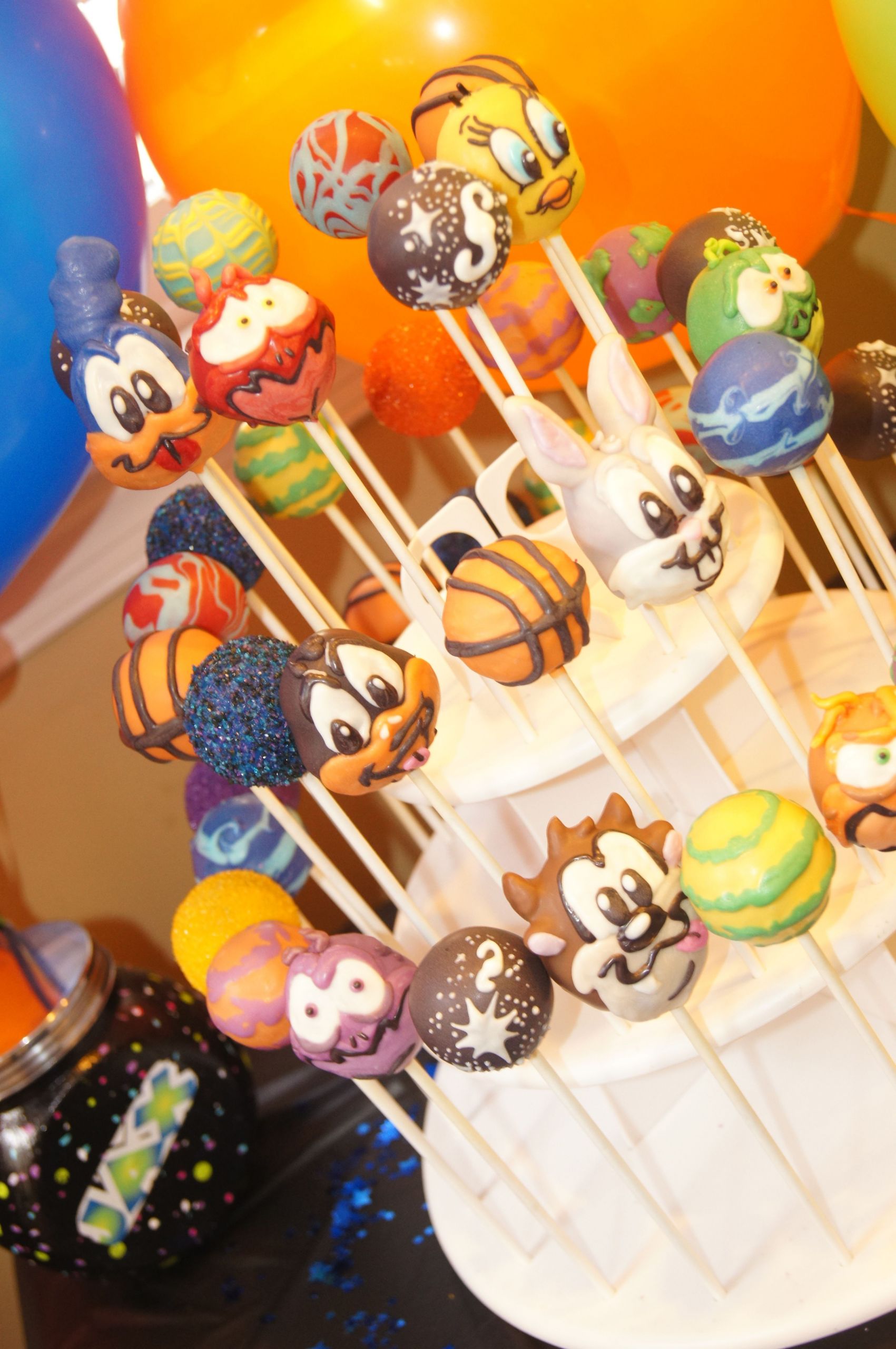 Baby Looney Tunes Party Decorations
 Dale City VA With images