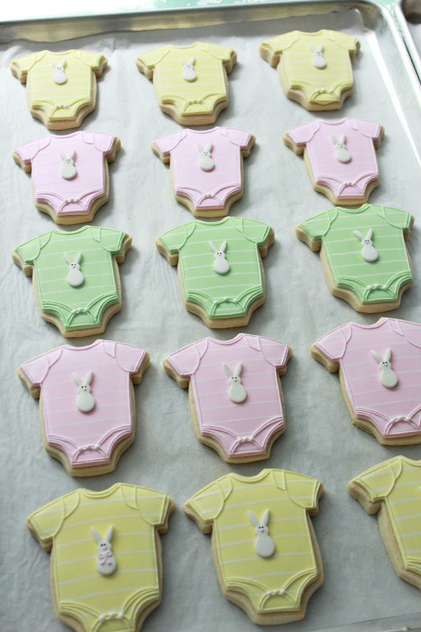 Baby Shower Cookie Recipes
 esie and Elephant Baby Shower Cookie Tutorial