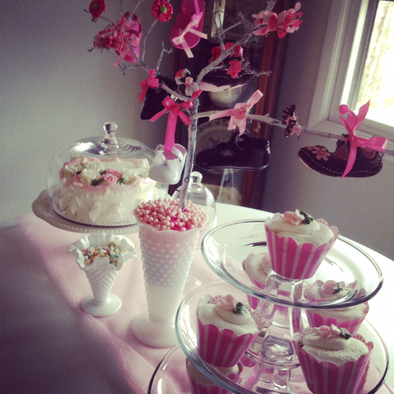 Baby Shower Decorating Ideas
 Midwest Cottage & Finds Baby Shower Decorating Ideas