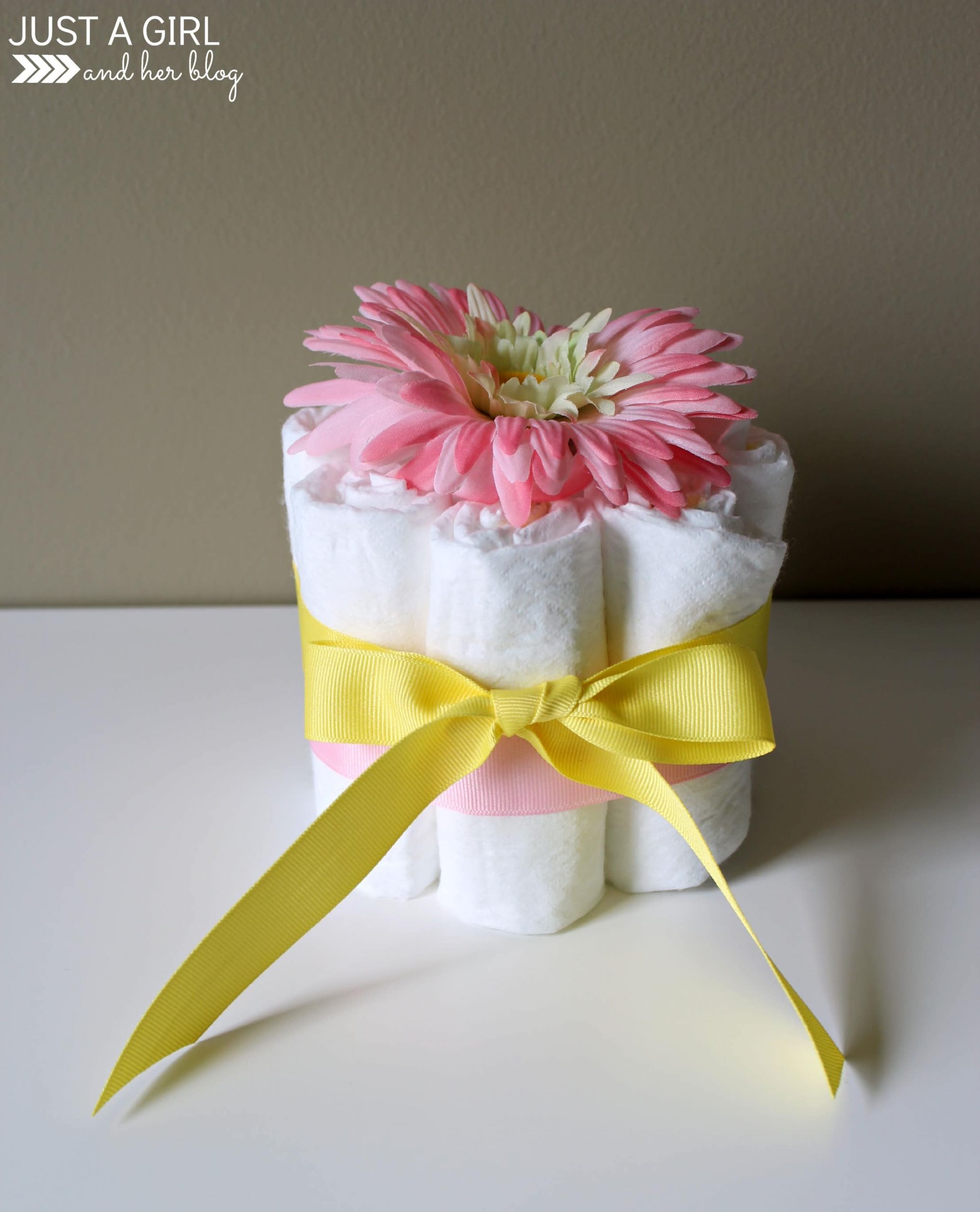 Baby Shower DIY Centerpieces
 Sweet and Simple Baby Shower Centerpieces