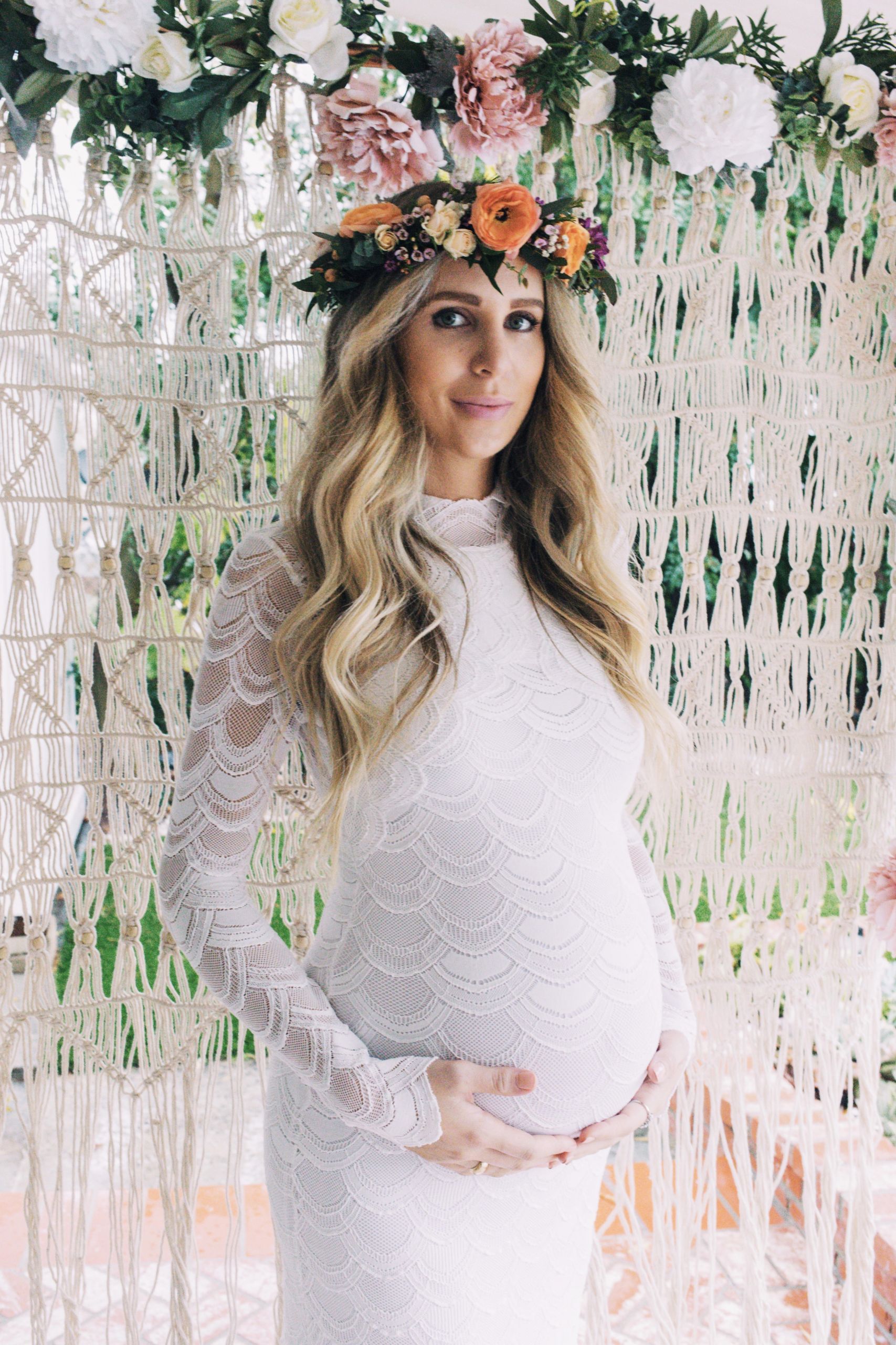Baby Shower Dress Ideas
 A Flower Crown and White Dress Beautiful Details for