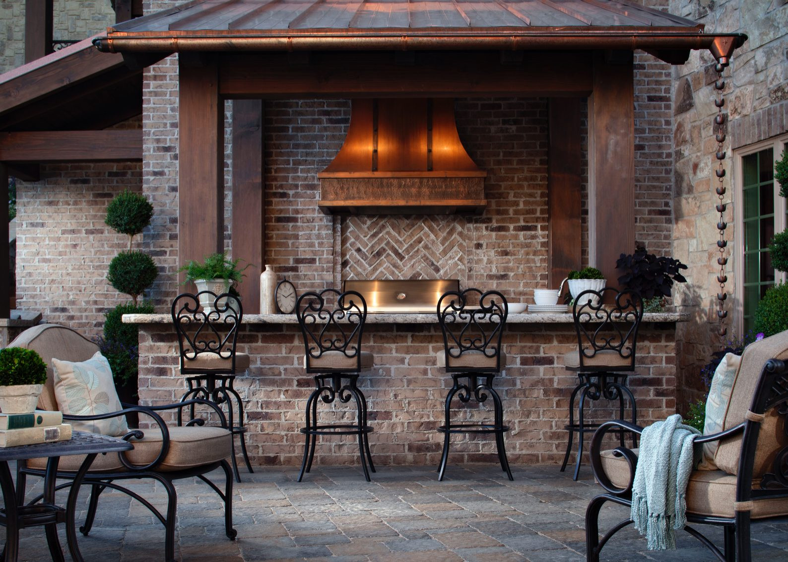 Backyard Bar And Grill
 Built In Grill Design Ideas & Inspiration from Belgard