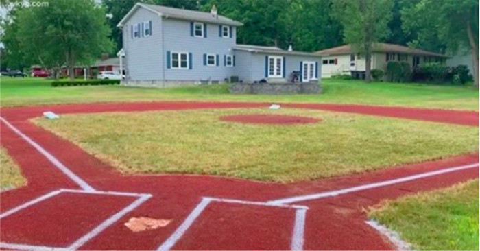 Backyard Baseball Field
 Dad transforms backyard into baseball field for 5 year old