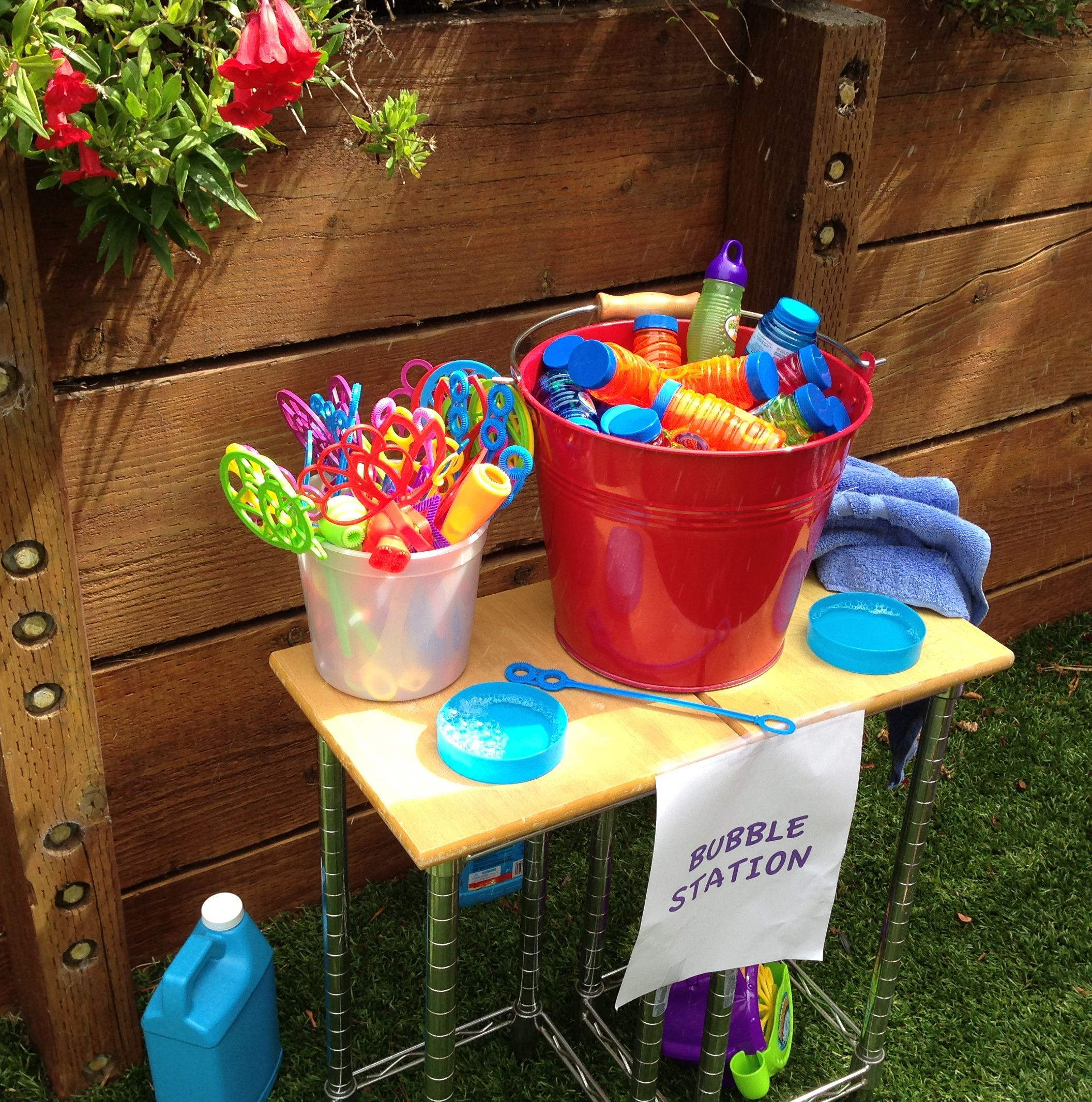 Backyard First Birthday Party Ideas
 Today’s Hint 7 Affordable Activity Ideas for First