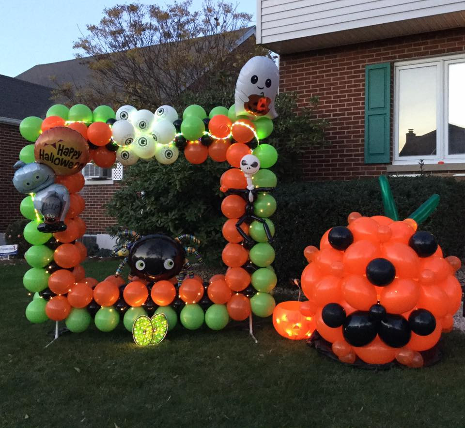 Backyard Kids Halloween Party Ideas
 42 Crazy DIY Balloon Decoration for Halloween Ideas for