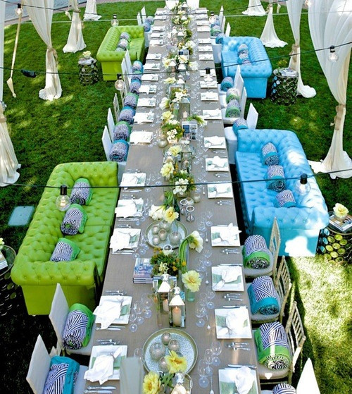 Backyard Party Seating Ideas
 13 Unique Ideas to Use at Your Next Outdoor Party