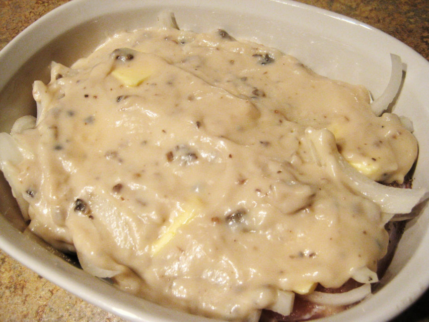 Baked Chicken Legs With Cream Of Mushroom Soup
 top breasts with cream of mushroom soup With images