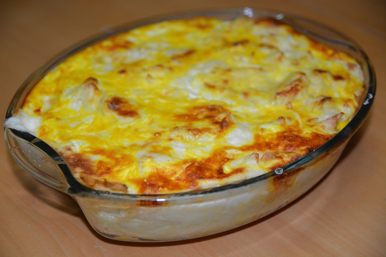 Baked Macaroni And Cheese With Spaghetti Noodles
 BAKED PASTA WITH CHEESE EGGS AND BECHAMEL SAUCE I prepare