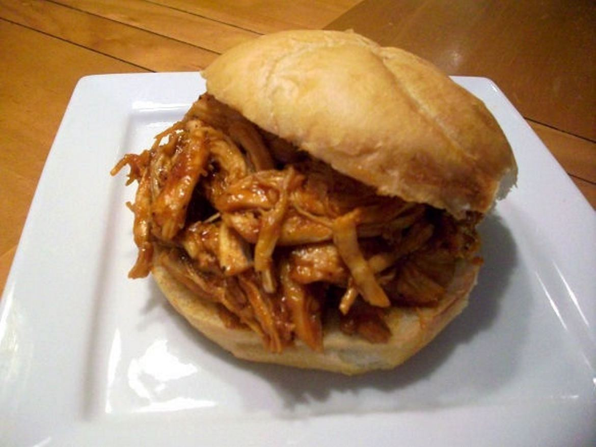 Barbecued Chicken Sandwiches
 Pulled Barbecue Chicken Sandwich Recipe