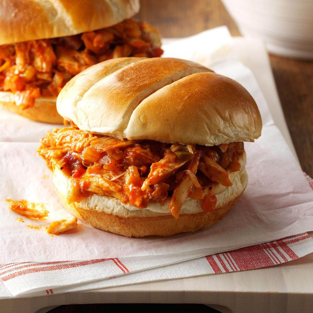 Barbecued Chicken Sandwiches
 BBQ Chicken Sandwiches Recipe