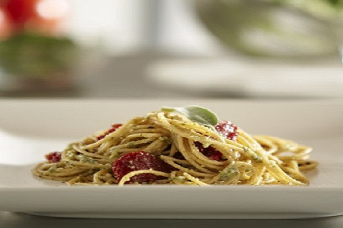 Barilla Whole Grain Spaghetti
 Barilla Whole Grain Spaghetti With Oven Dried Tomatoes