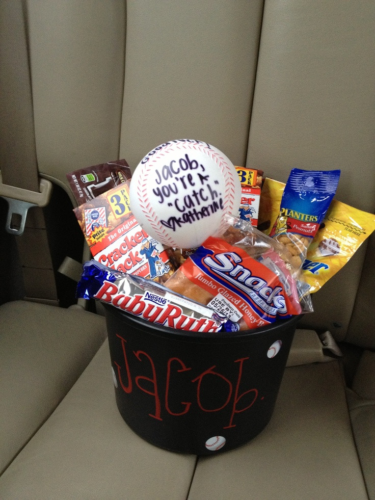 Baseball Gift Ideas For Boyfriend
 Cute baseball basket idea