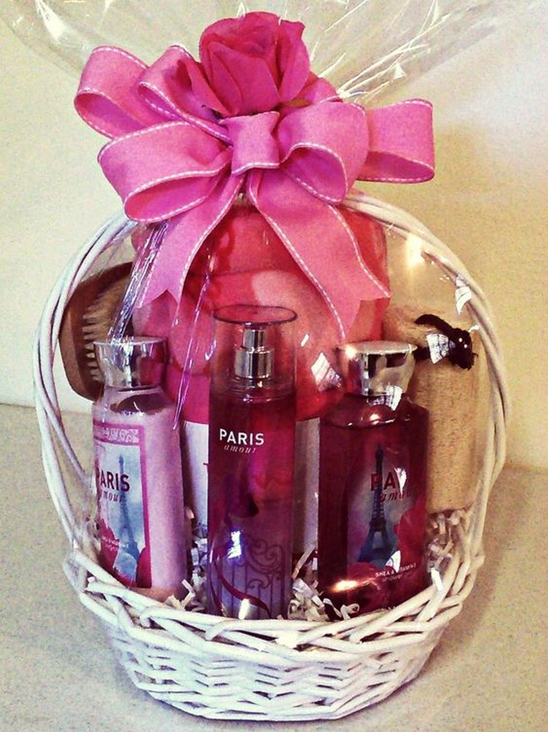 Bath Gift Basket Ideas
 How to Easily Make Aesthetic Bathroom Gift Basket Designs