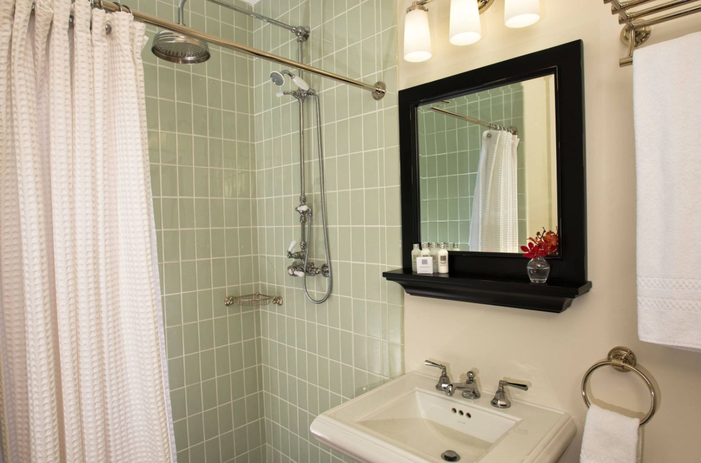 Bathroom Mirror With Shelf Attached
 The Mirror With Shelf bo Sleek And Practical Design Ideas