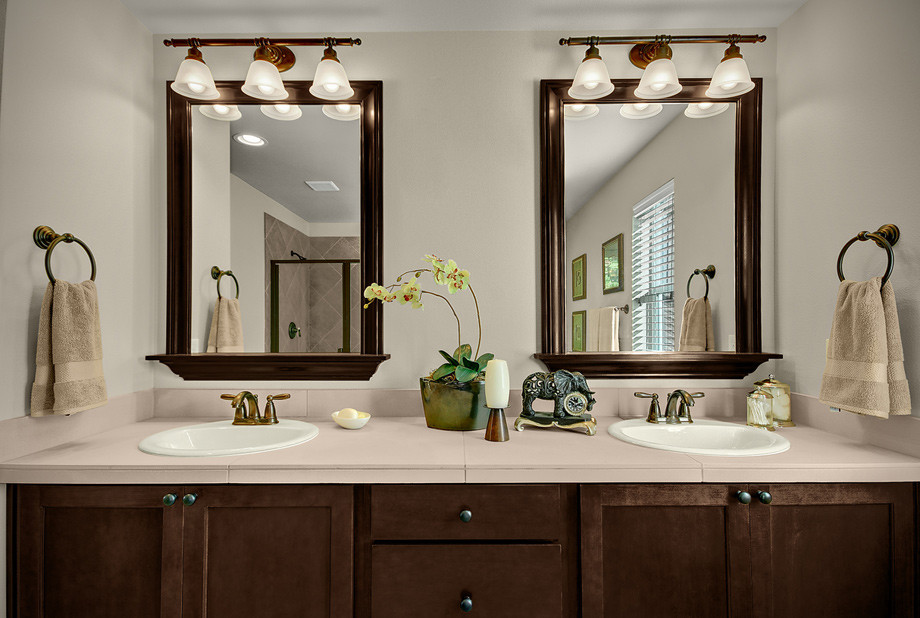 Bathroom Vanity Mirror
 A guide to vanity mirrors for your home