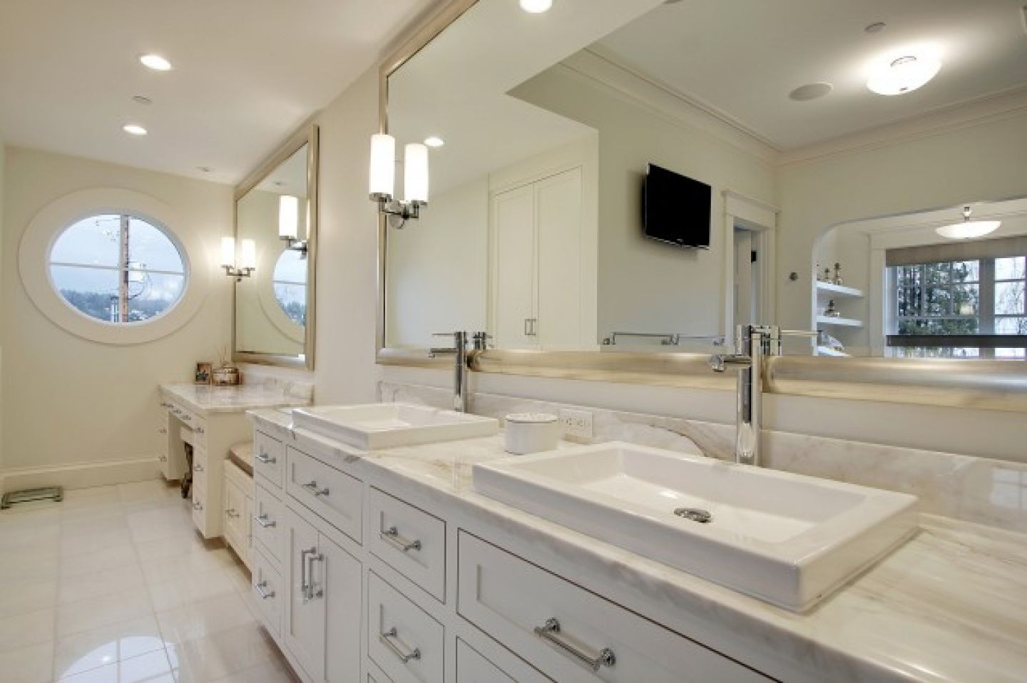 Bathroom Vanity Mirror
 3 Simple Bathroom Mirror Ideas MidCityEast