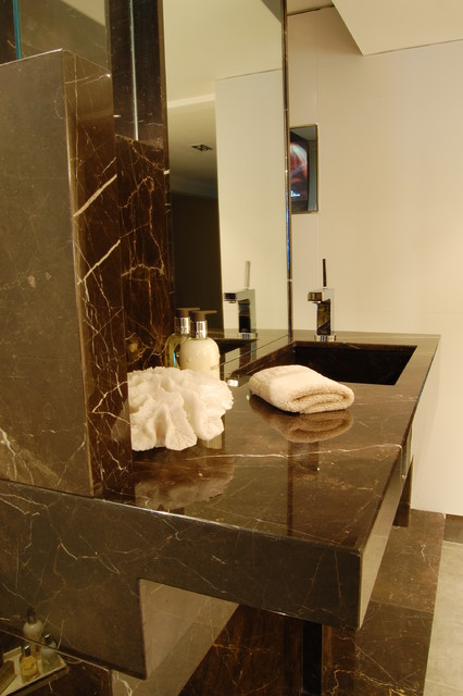 Bathroom Vanity Showrooms
 Shower & Vanity console Showroom display Contemporary