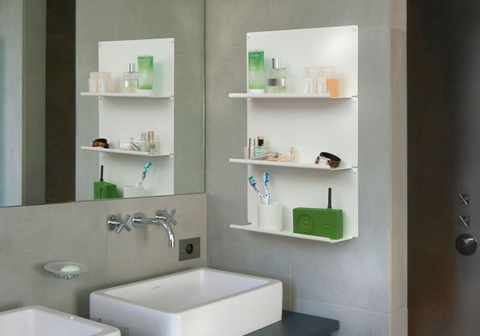 Bathroom Wall Shelves Ideas
 Set of 4 bathroom shelves "LE" TEEbooks