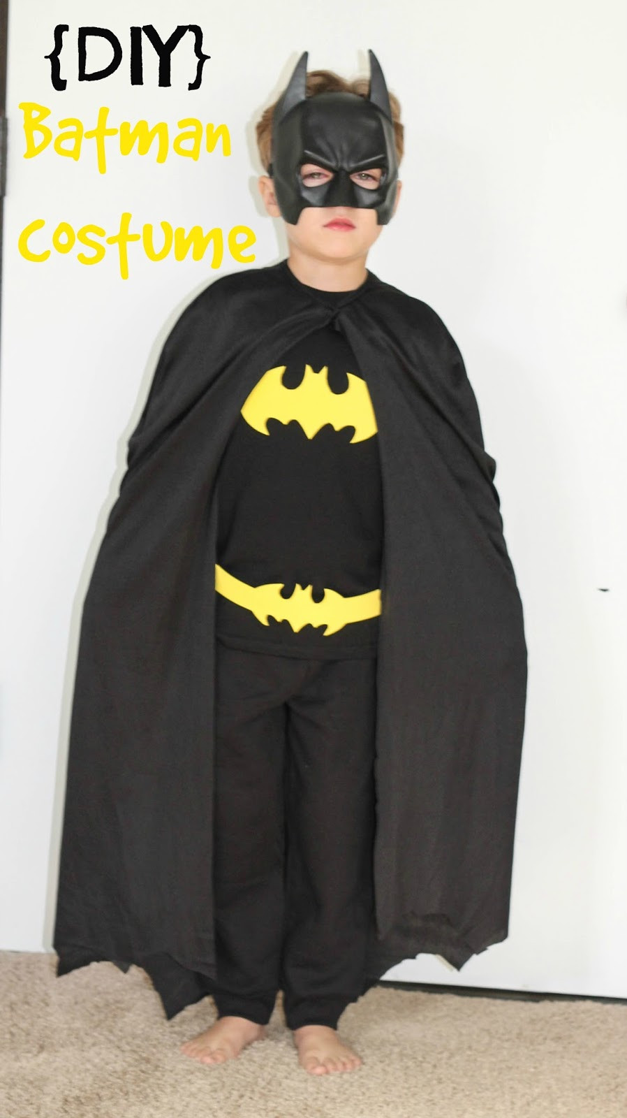 Batman Costume DIY
 This Happy Life DIY hallween costumes