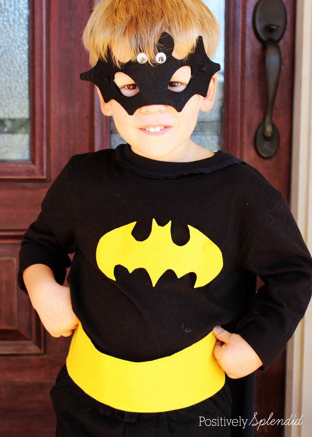 Batman Costume DIY
 14 DIY Superhero Costume Ideas