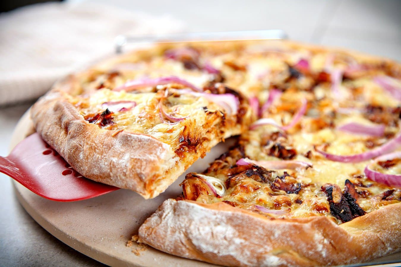 Bbq Chicken Pizza Recipe
 BBQ Chicken Pizza Recipe Baking Beauty