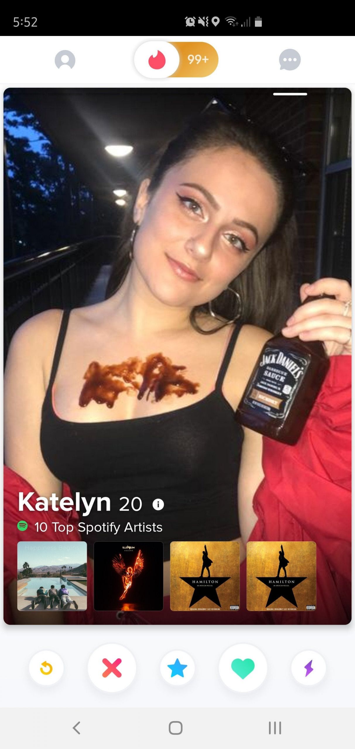 Bbq Sauce On My Titties
 So I m sitting there barbeque sauce on my titties Tinder