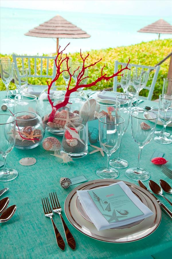 Beach Party Centerpiece Ideas
 Sea inspired table setting and ideas for your beach themed