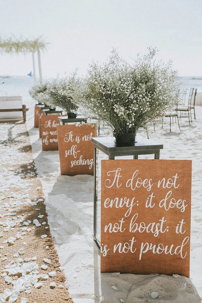 Beach Wedding Signs
 Creative Wedding Signs For Beach Weddings 72 – Bridalore