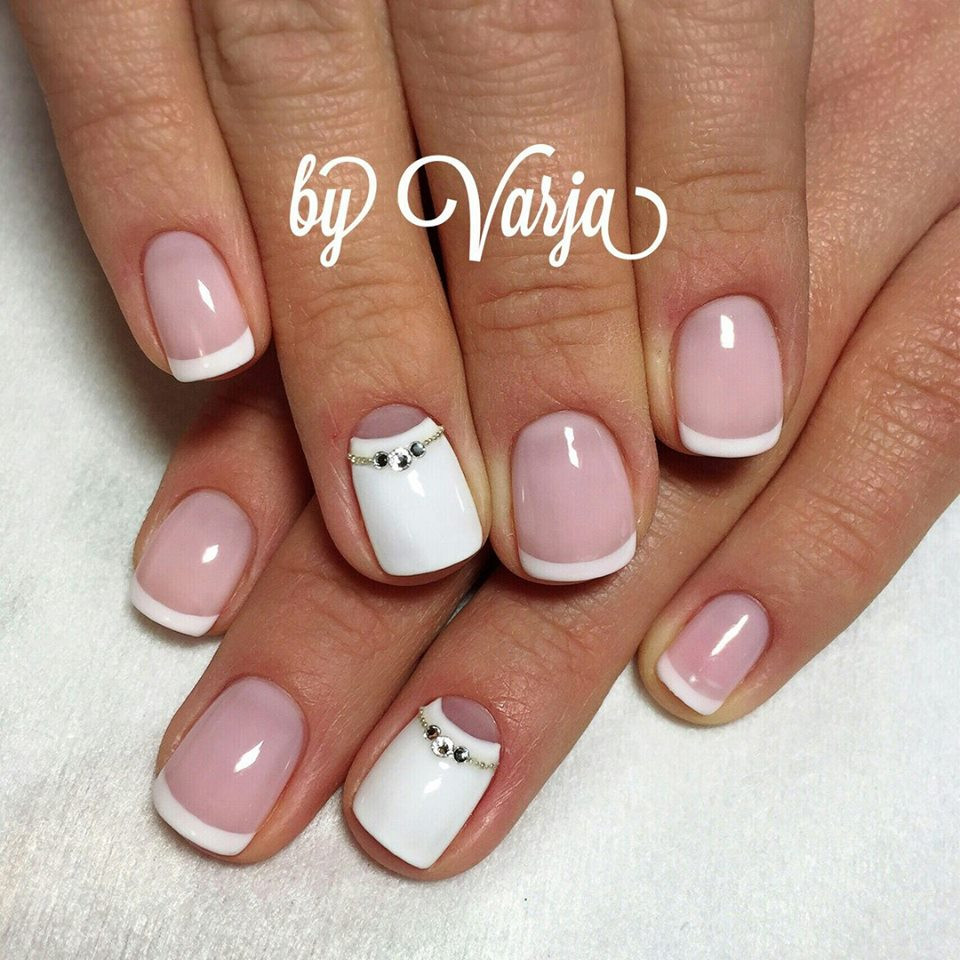 Beautiful Wedding Nails
 59 Unique Summer Wedding Nail Art Ideas To Make Your Nails