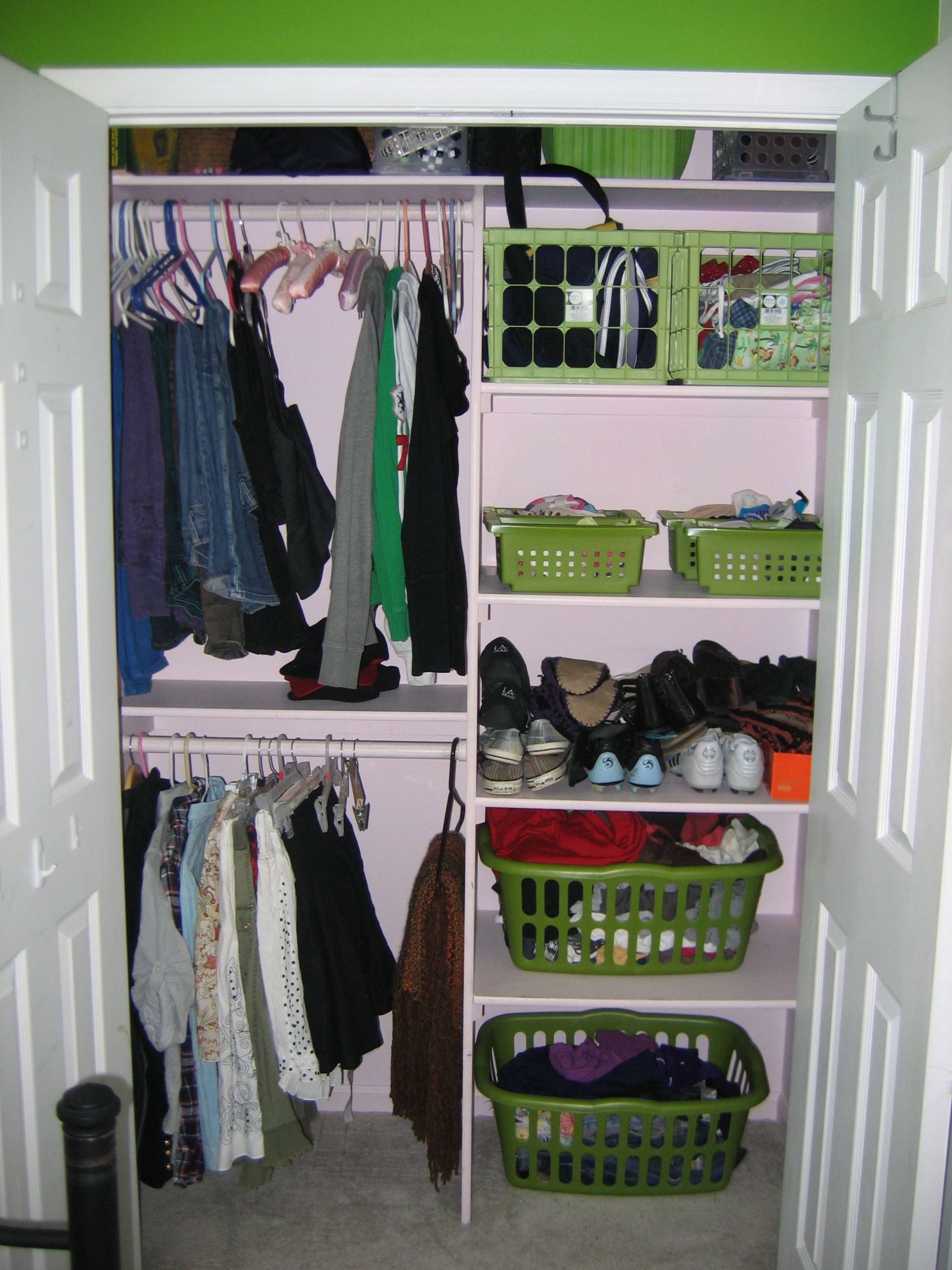 Bedroom Clothes Storage
 4 Tips to Consider to Boost Small Closet Design Looks