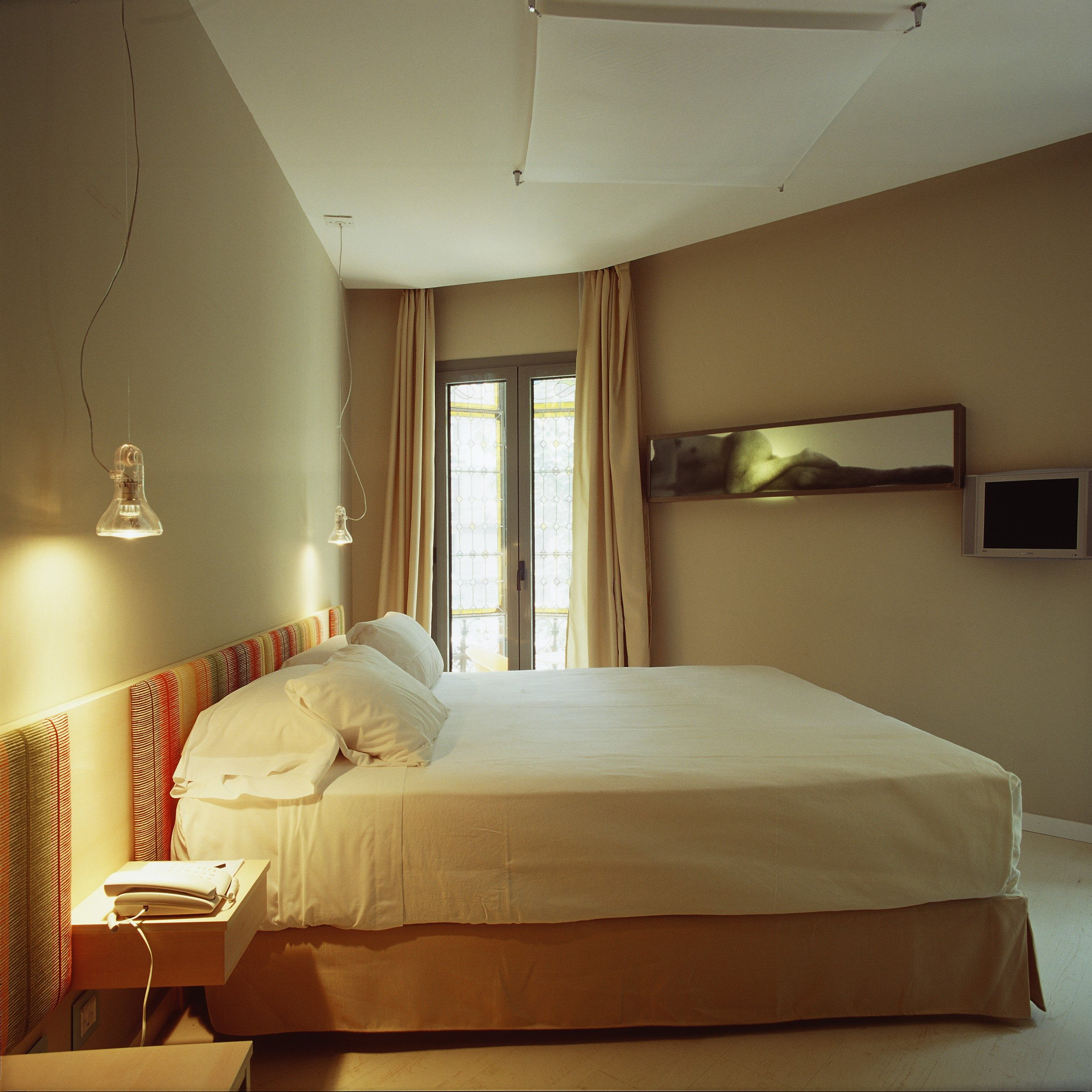 Bedroom Lights Ideas
 Bedroom Ceiling Lighting Ideas