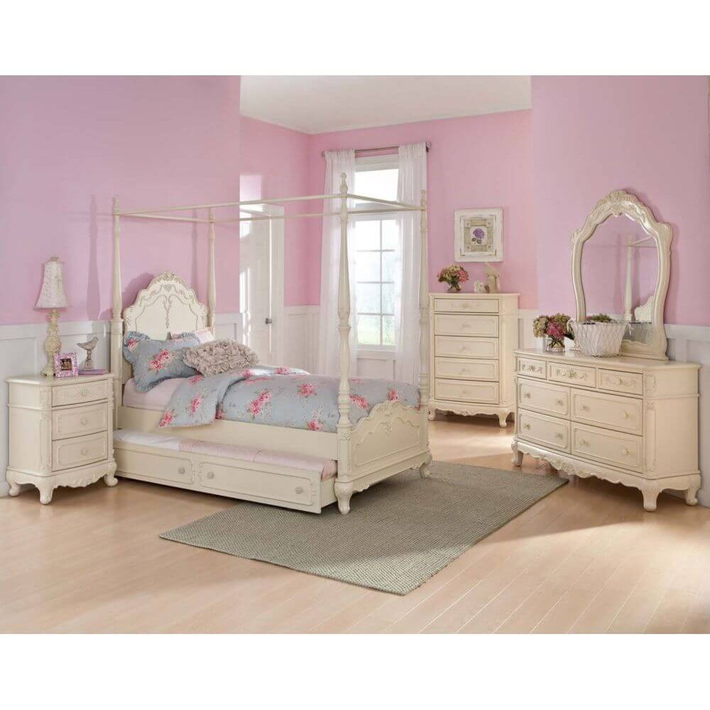 Bedroom Sets For Girls
 25 Romantic and Modern Ideas for Girls Bedroom Sets