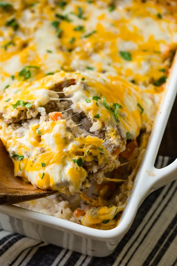 Beef And Cheddar Casserole
 Cheesy Ground Beef and Rice Casserole