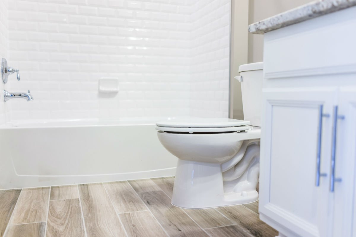 Best Bathroom Tile
 7 Best Bathroom Floor Tile Options and How to Choose