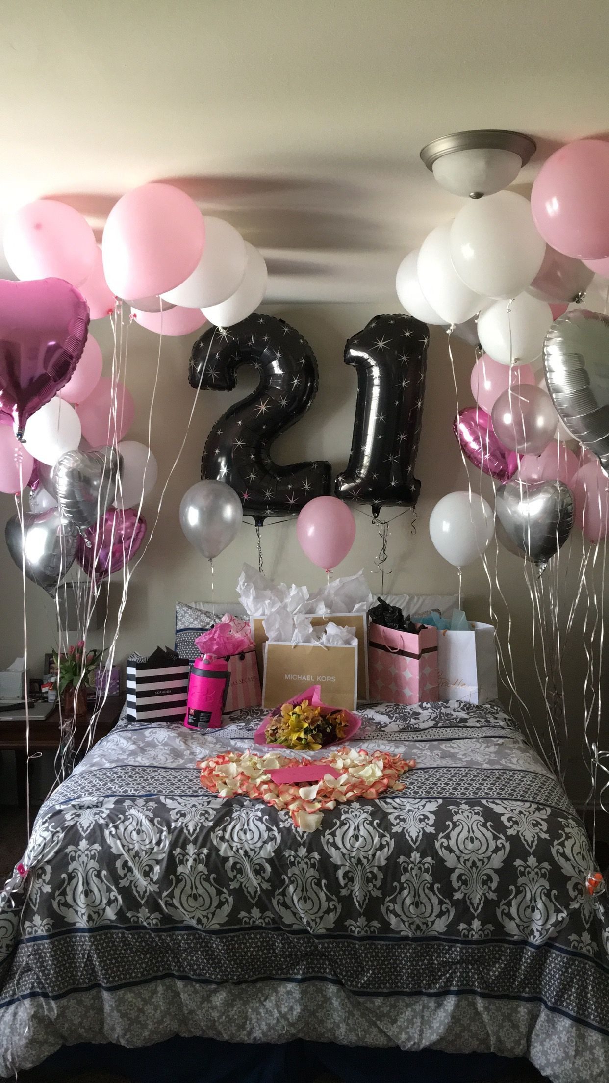 Best Birthday Gift For Girlfriend
 21st Birthday surprise