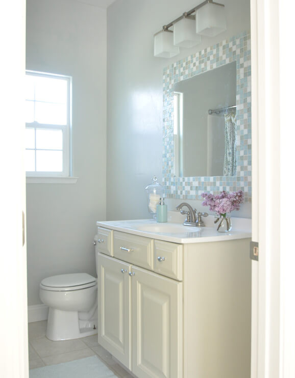 Best Paint For Bathroom
 Best Colors to Use in a Small Bathroom Home Decorating