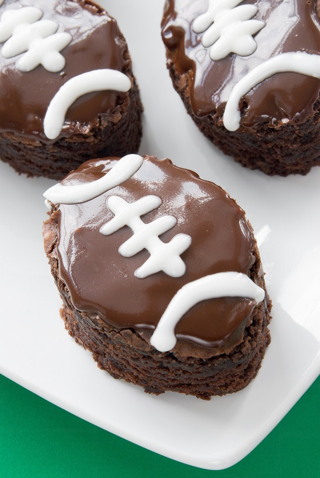 Best Super Bowl Desserts
 10 Super Bowl Party Tips and Recipes
