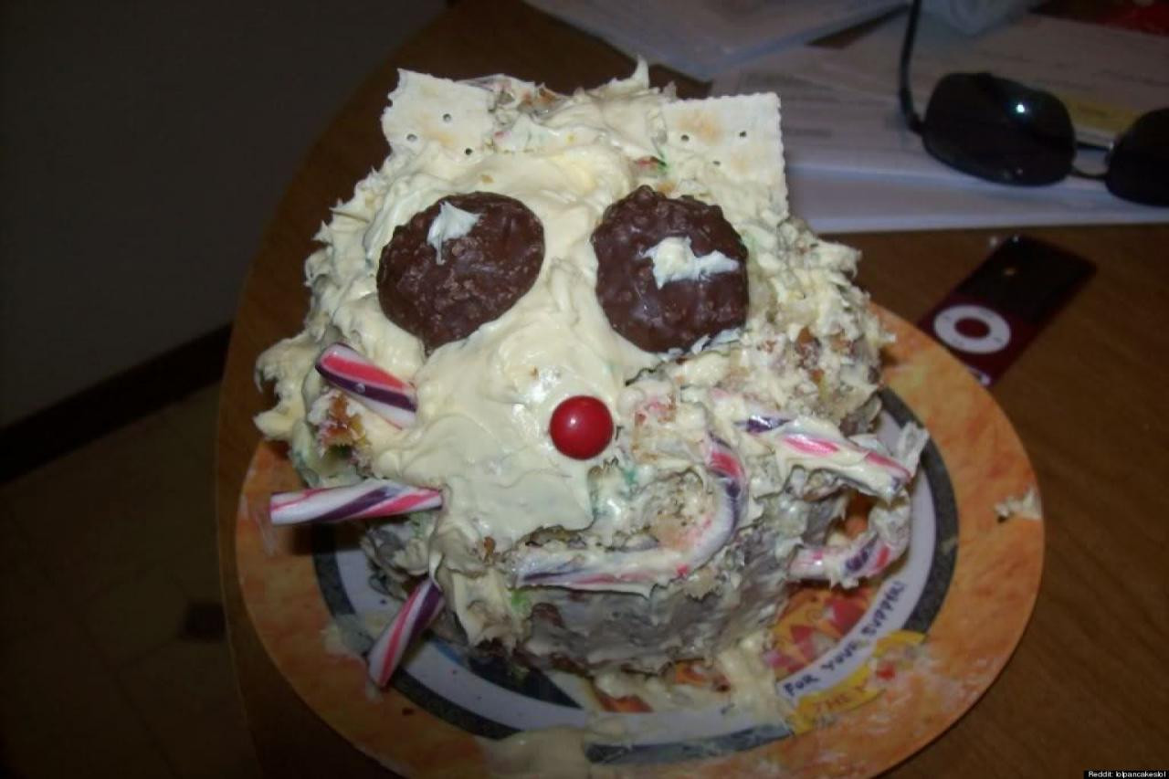 Birthday Cake Fail
 35 Hilarious Birthday Cakes as in epic FAILS I AM BORED