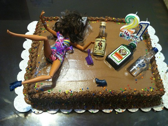 Birthday Cake Pictures Funny
 17 Funny Birthday Cakes – BestFunnies – Funny