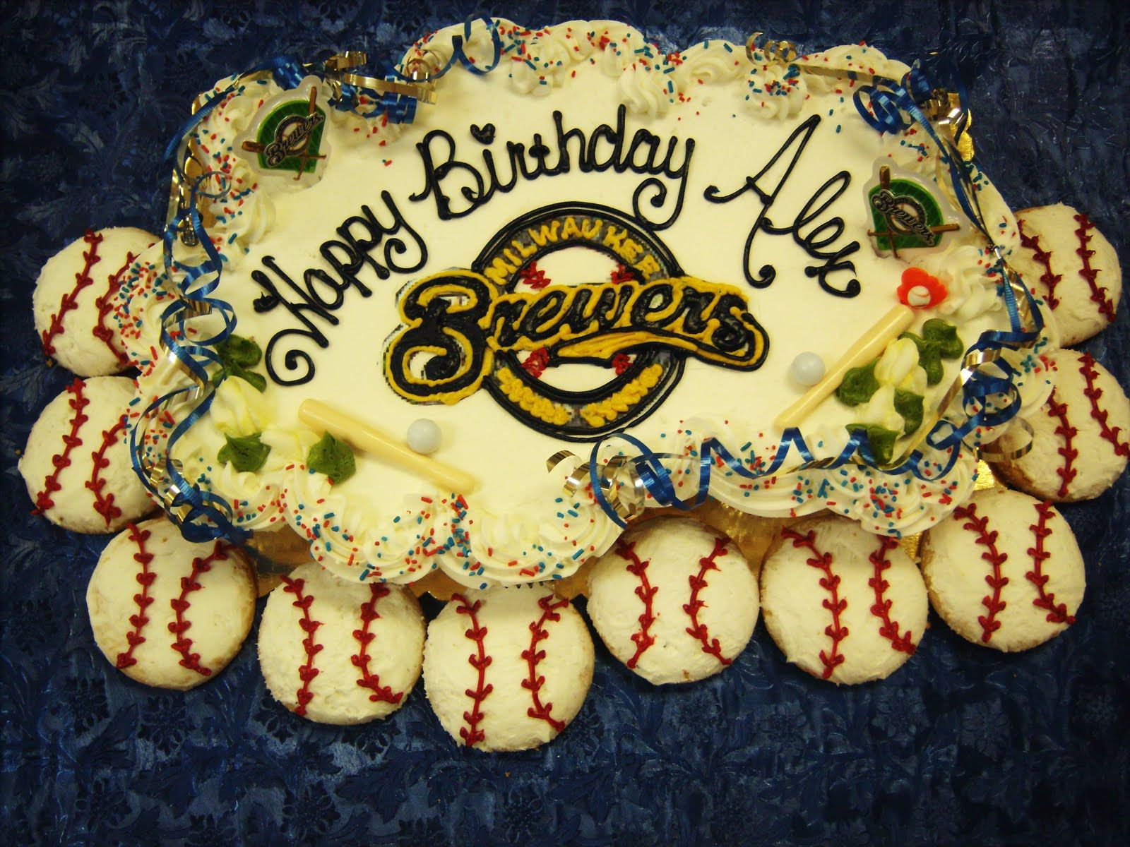Birthday Cakes Milwaukee
 Milwaukee Brewers cake