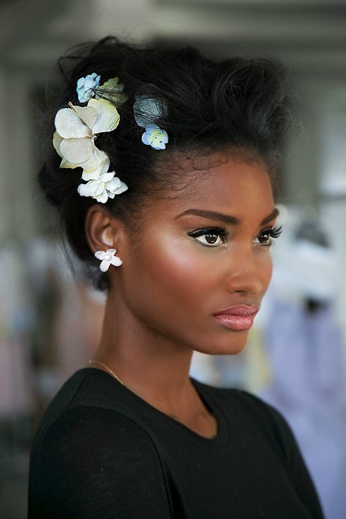 Black Flower Girl Hairstyles
 Amazing Makeup Tips for Girls With Dark Skin